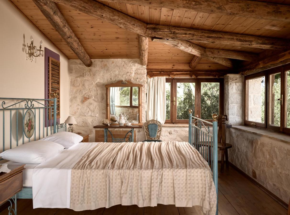 Vafias Villa - Tranquil Location, Ideal For Large Groups, By Zantewize Lithakiá Kültér fotó